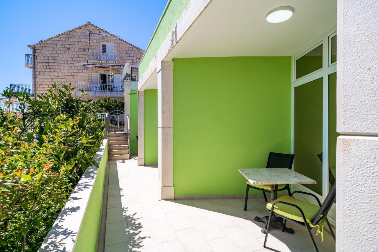 Green Paradise Mlini Exterior photo
